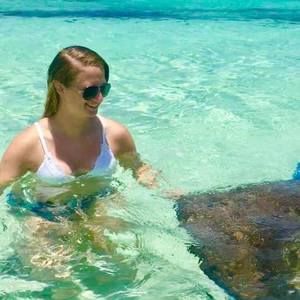 Meet your Posher, Shay